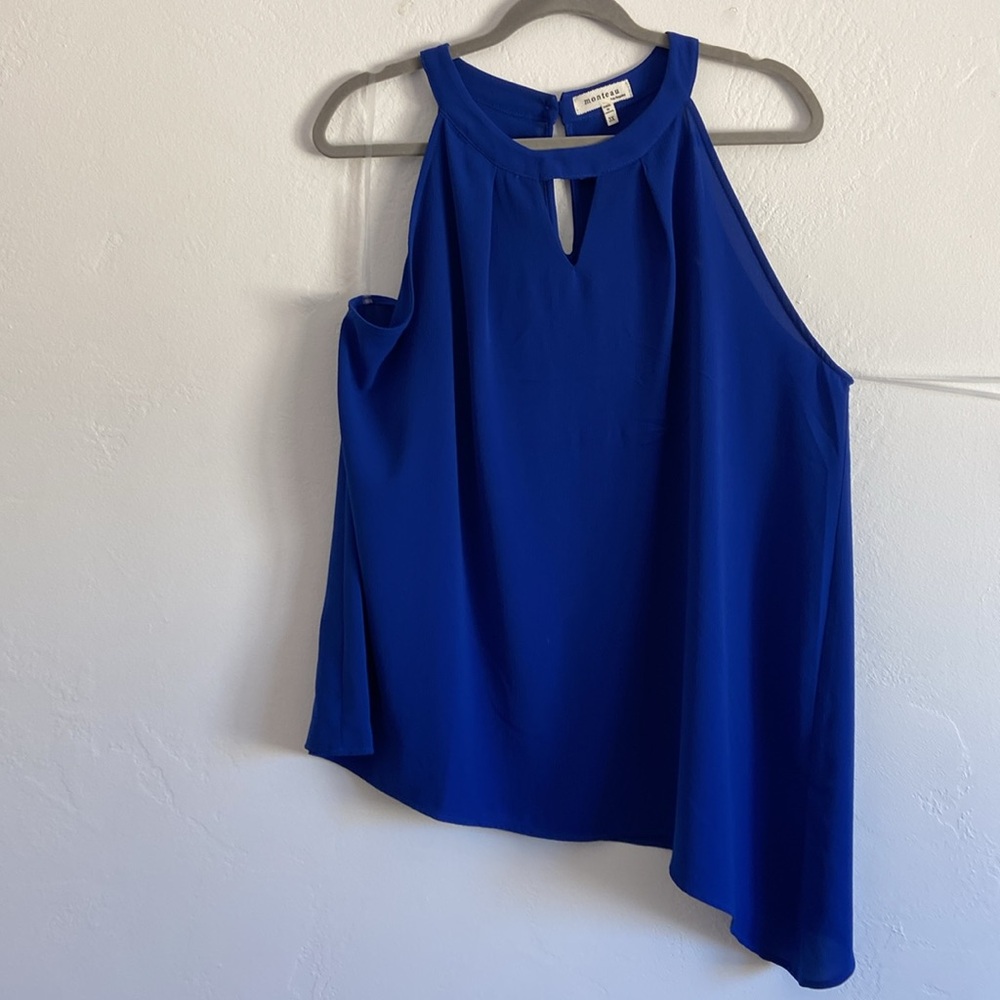 Monteau Sleeveless Blouse